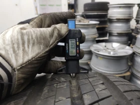 Гуми Летни 235/65R16, снимка 3