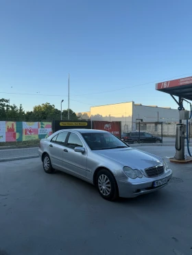 Mercedes-Benz C 180, снимка 2