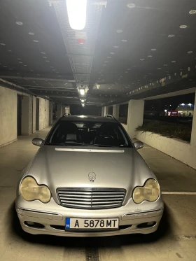 Mercedes-Benz C 220, снимка 8