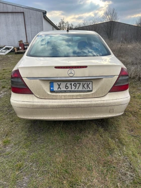 Mercedes-Benz E 220, снимка 4