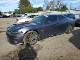 Dodge Charger 6.4L 8 Rear-wheel drive