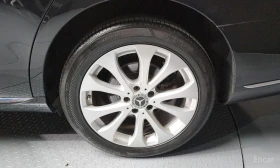 Mercedes-Benz E 300, снимка 5