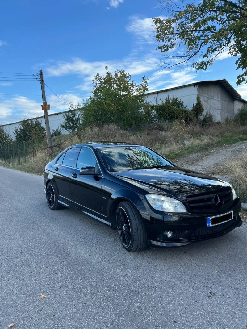 Mercedes-Benz C 220, снимка 1 - Автомобили и джипове - 47539972