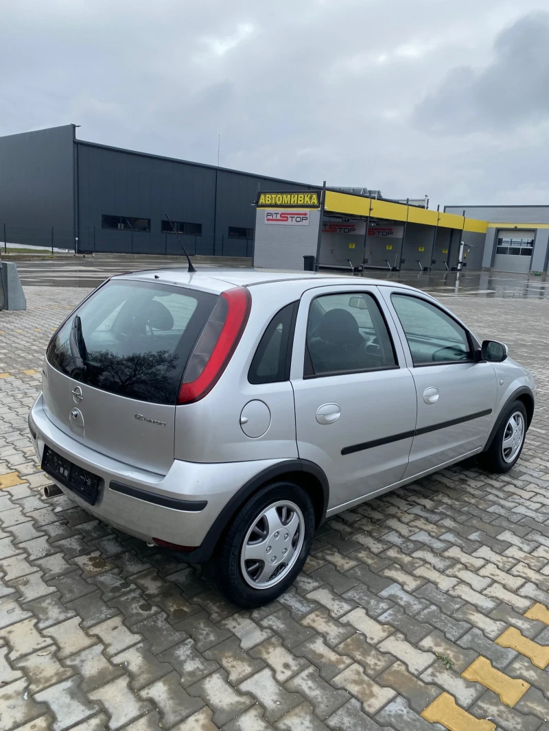 Opel Corsa 1.2i Климатик, снимка 7 - Автомобили и джипове - 48228695