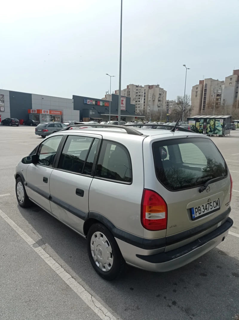 Opel Zafira, снимка 2 - Автомобили и джипове - 49608391