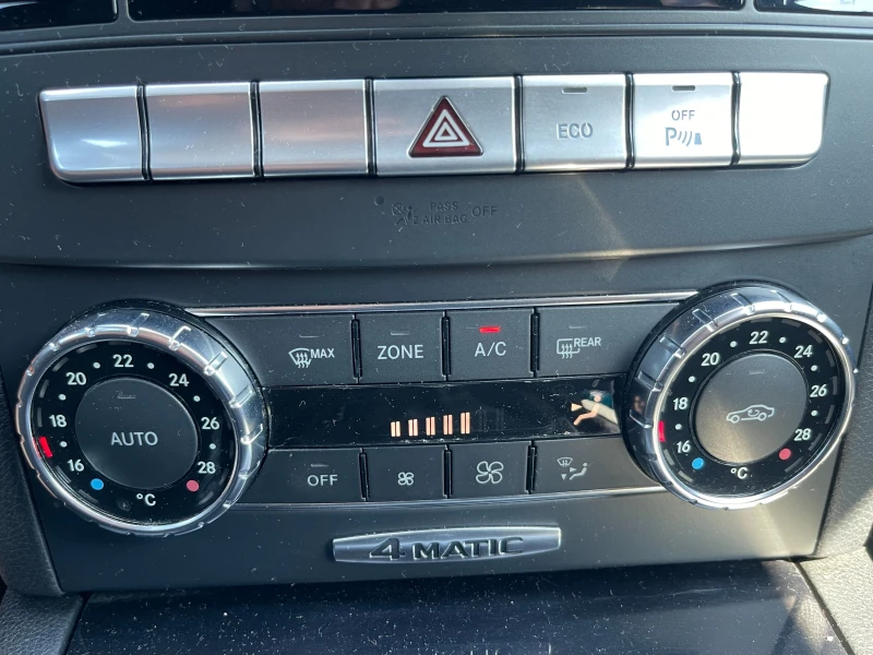 Mercedes-Benz C 250 CDI Blue Efficiency 4Matic Auto 204 к.с Навигация, снимка 12 - Автомобили и джипове - 52612292