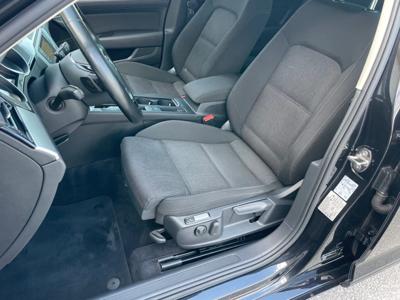 VW Passat 1.6TDI 120к.с. NAVI ГЕРМАНИЯ, снимка 12 - Автомобили и джипове - 52085950