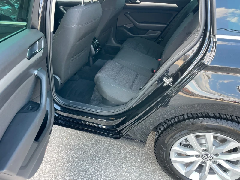 VW Passat 1.6TDI 120к.с. NAVI ГЕРМАНИЯ, снимка 13 - Автомобили и джипове - 52085950
