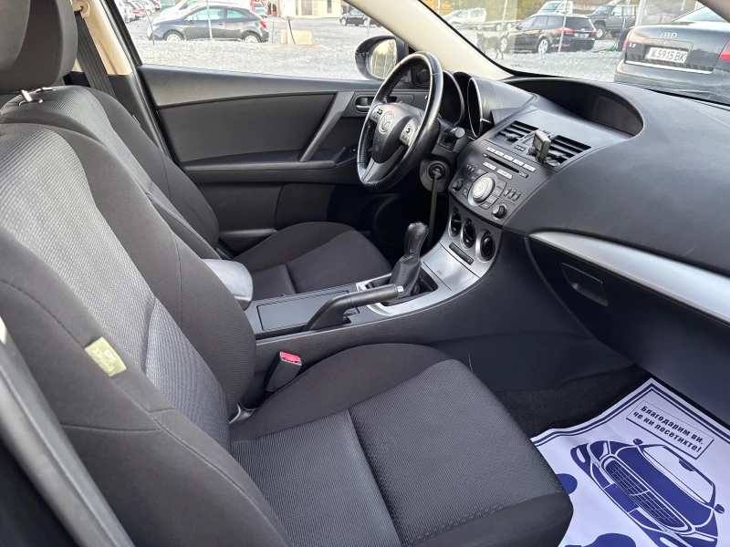 Mazda 3 1.6 CD 109k, снимка 12 - Автомобили и джипове - 52381037