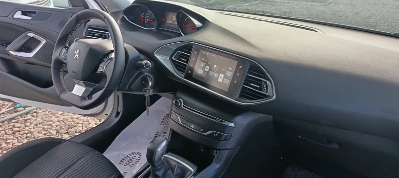Peugeot 308 1.6 HDI * 16г. Италия , снимка 11 - Автомобили и джипове - 52627087