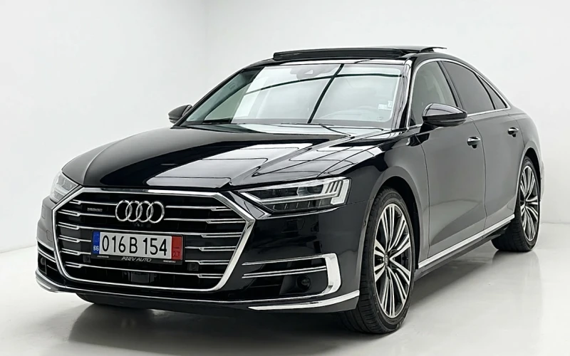 Audi A8 50TDI#DISTRONIC#PODGREV#OBDUH#PANORAMA#360 CAM#TV, снимка 4 - Автомобили и джипове - 52808240
