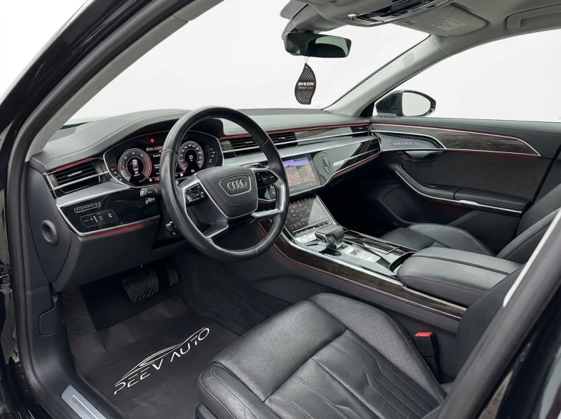 Audi A8 50TDI#DISTRONIC#PODGREV#OBDUH#PANORAMA#360 CAM#TV, снимка 9 - Автомобили и джипове - 52808240