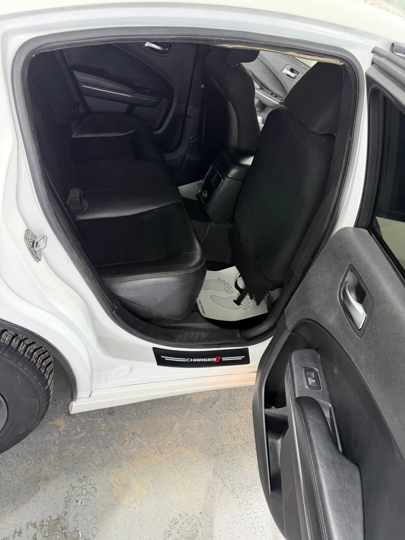 Dodge Charger 3, 6/296, снимка 12 - Автомобили и джипове - 52927966