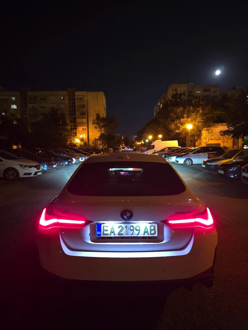 BMW i4 edrive40, снимка 5 - Автомобили и джипове - 52931067