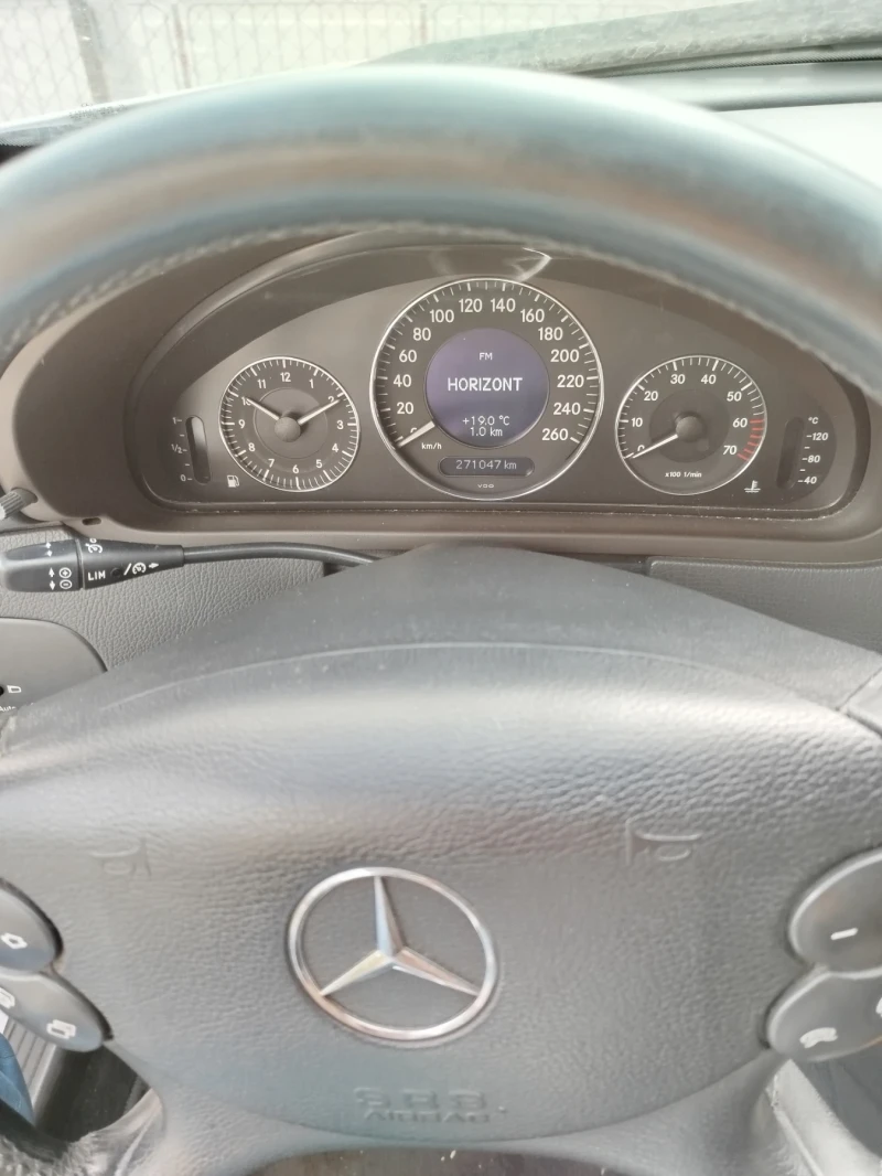 Mercedes-Benz CLK 200 kompresor, снимка 6 - Автомобили и джипове - 53141494
