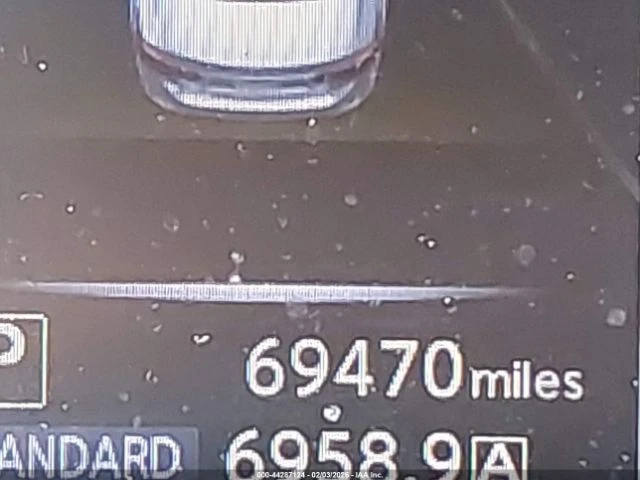 Infiniti Q50 3.0T LUXE, снимка 11 - Автомобили и джипове - 53658940