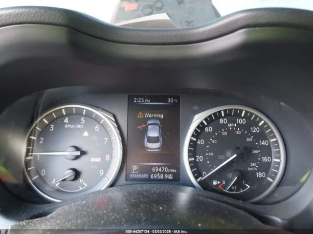 Infiniti Q50 3.0T LUXE, снимка 12 - Автомобили и джипове - 53658940