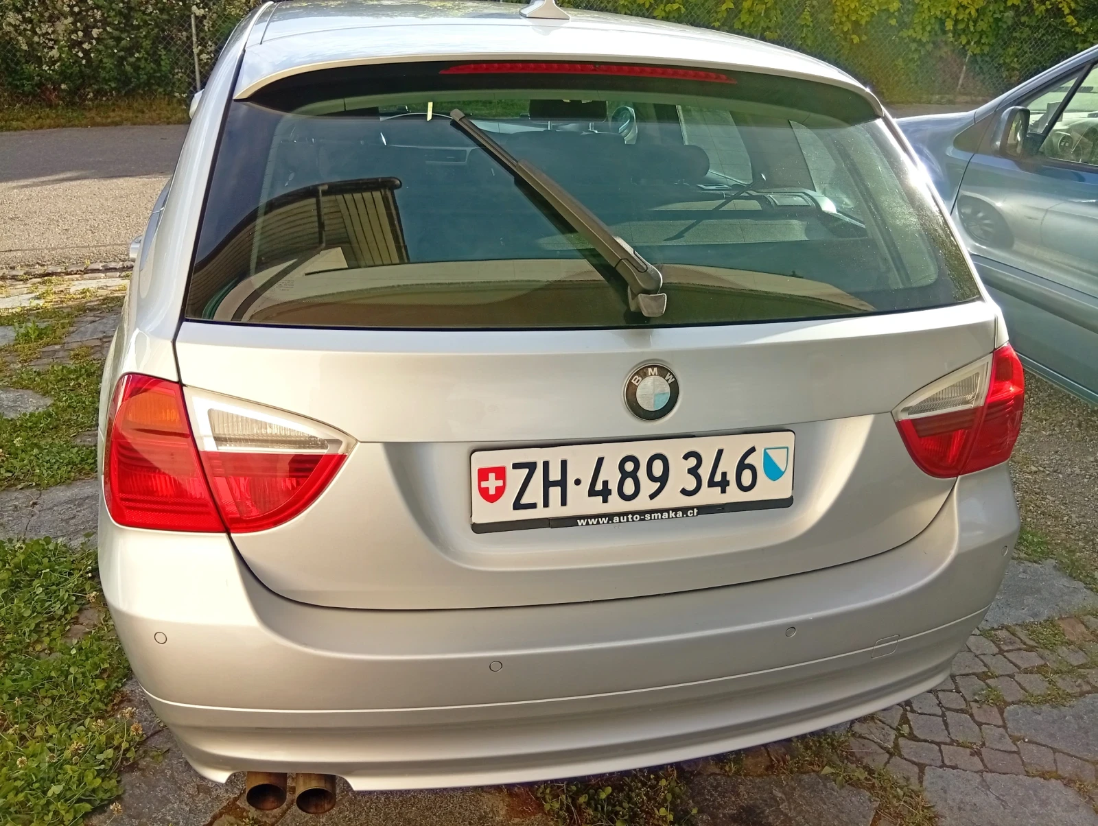 BMW 325 325xi Touring - изображение 6