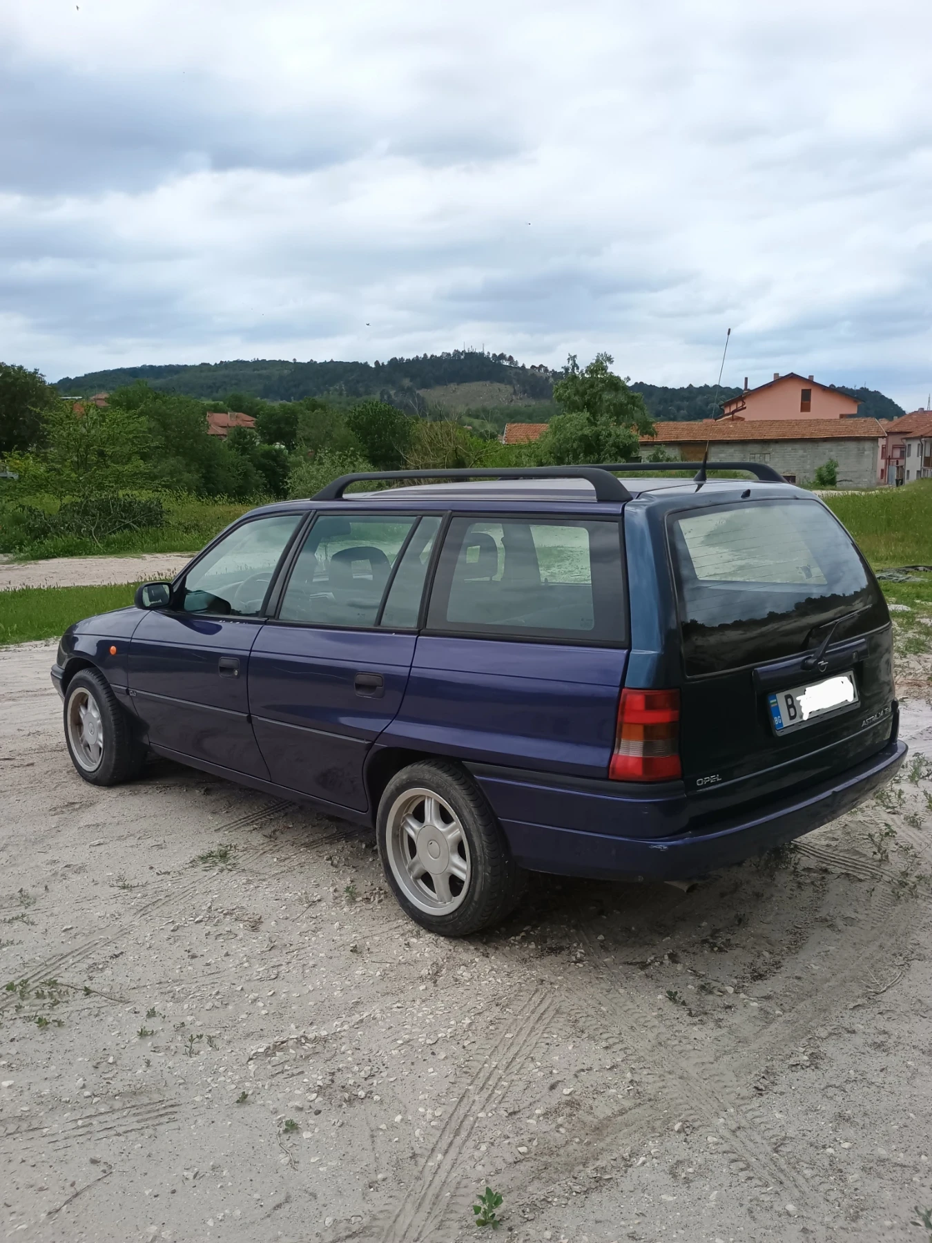 Opel Astra 1.4 i - изображение 3