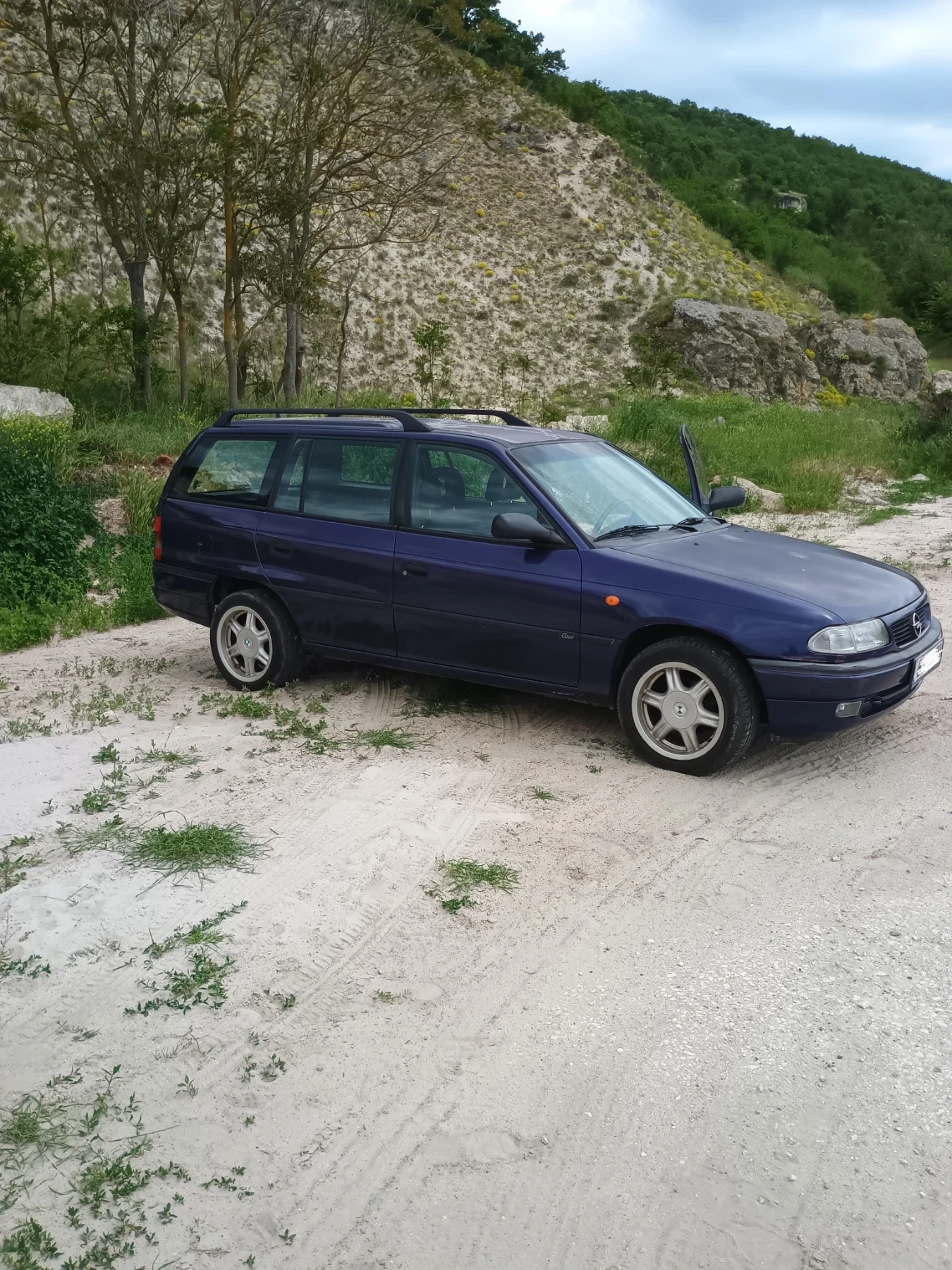 Opel Astra 1.4 i - изображение 2