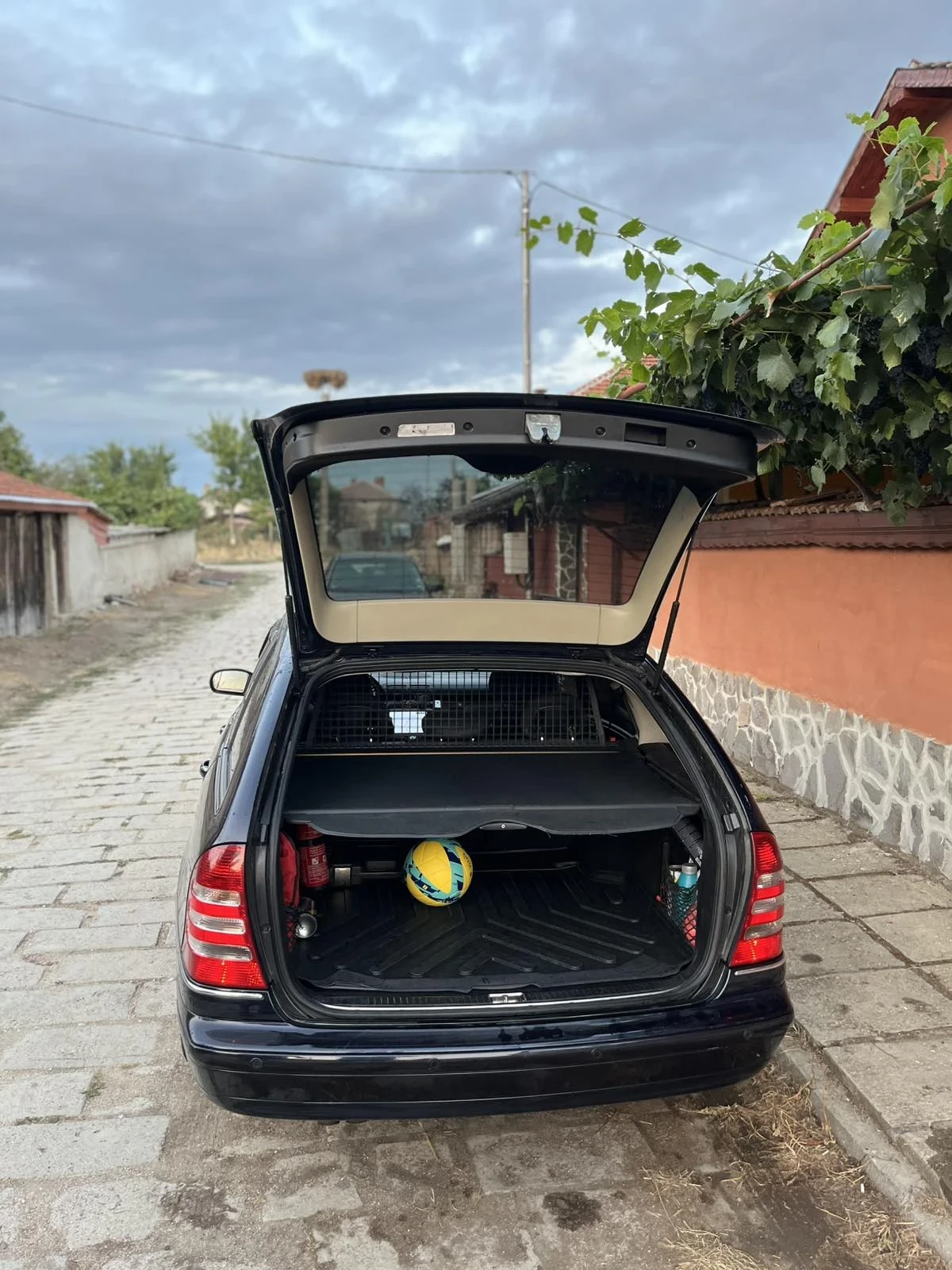 Mercedes-Benz C 220  - изображение 8