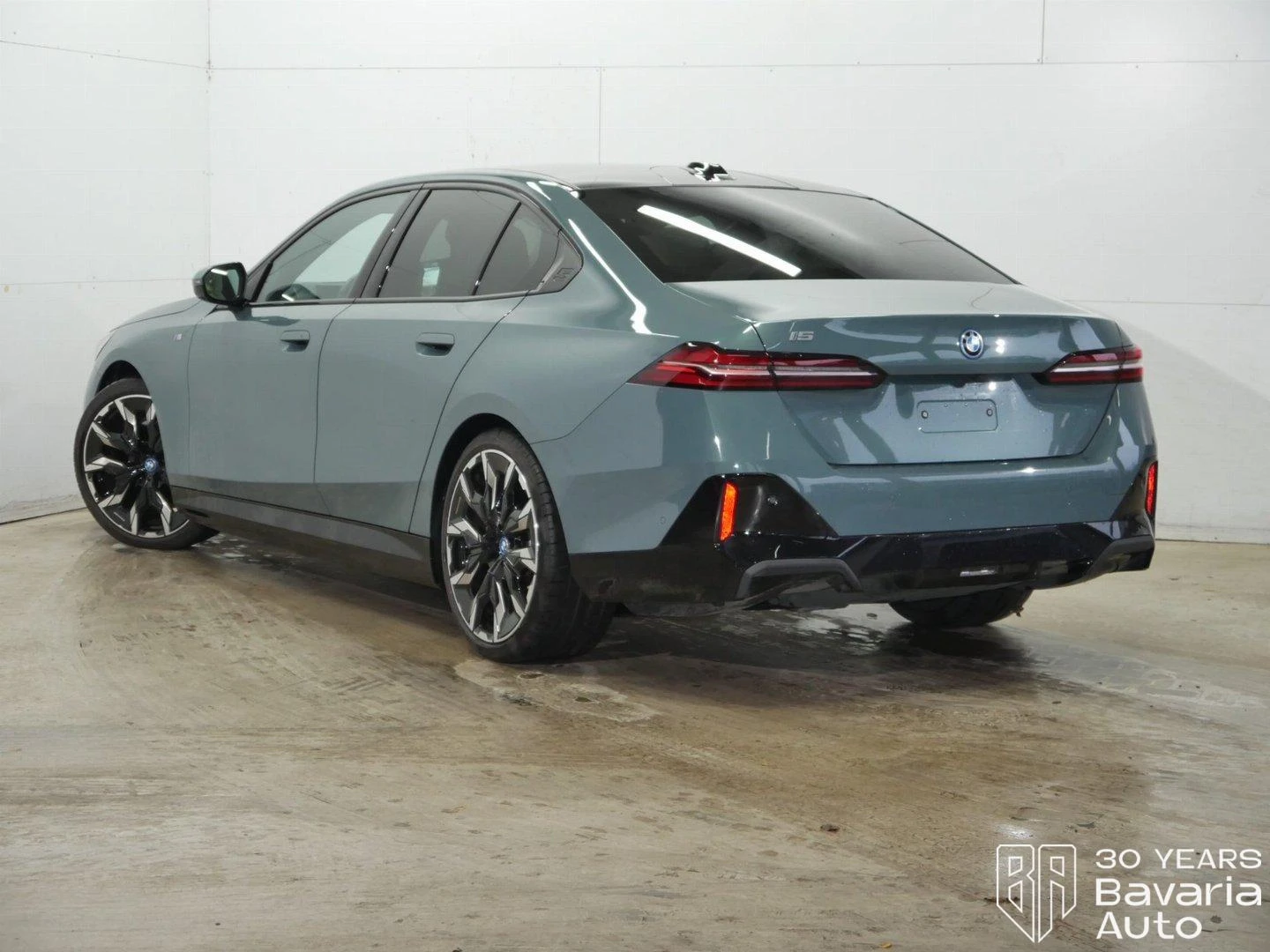 BMW i5 40 eDrive M Sport Paket  | Mobile.bg   2