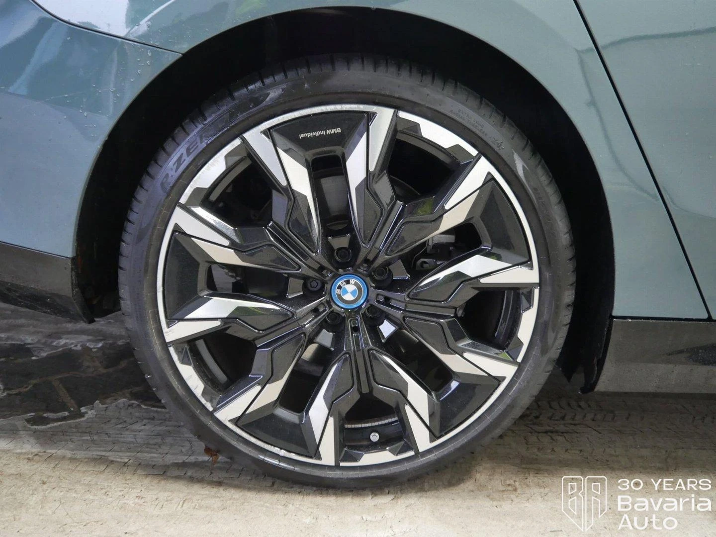 BMW i5 40 eDrive M Sport Paket  | Mobile.bg   16