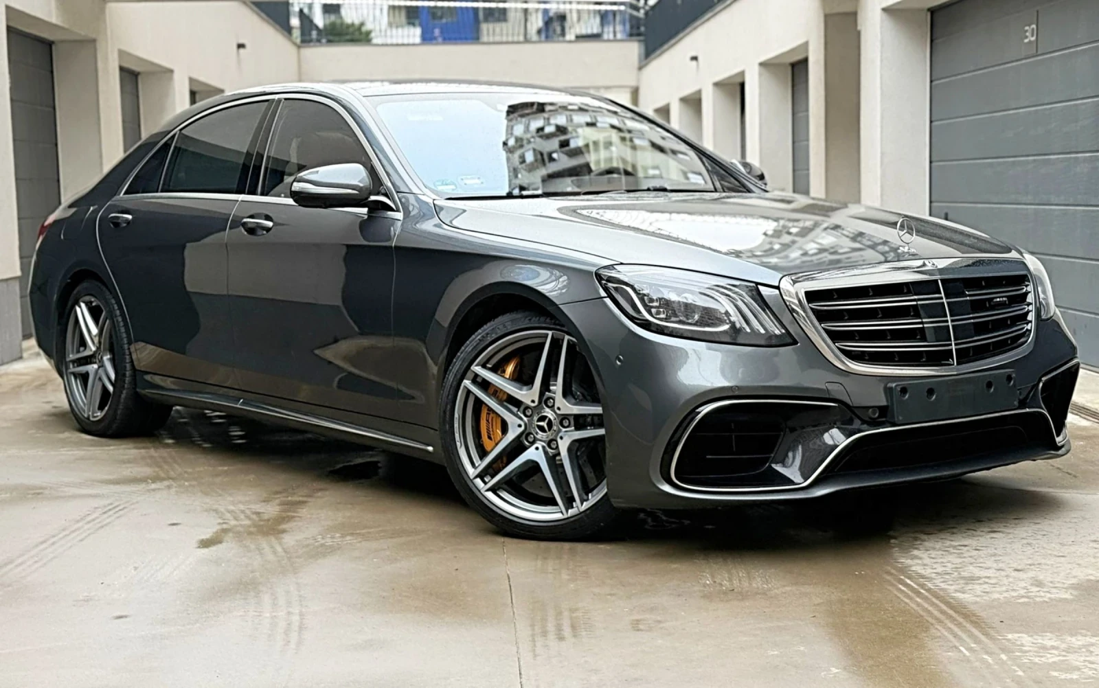 Mercedes-Benz S 63 AMG Mercedes S63 AMG Chauffeur* DESIGNO* CARBON* 3xTV* - изображение 2
