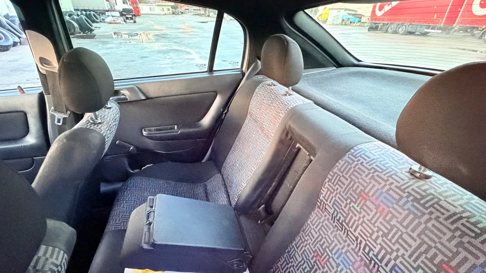 Opel Astra 1.6, снимка 11 - Автомобили и джипове - 54005869