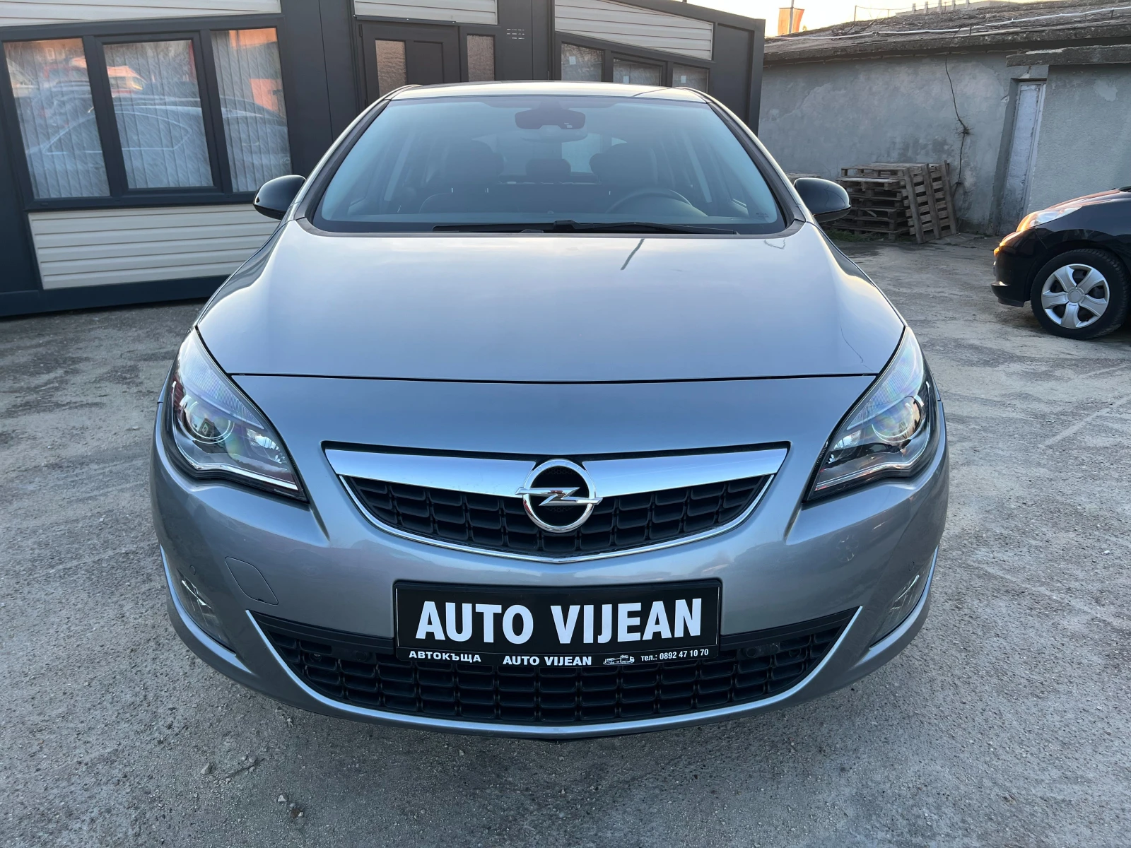 Opel Astra 1.6i-116к.с-33, 900 КМ!-Автоматик, снимка 2 - Автомобили и джипове - 54025635