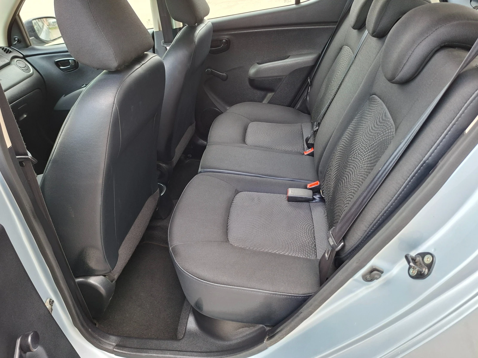 Hyundai I10 1, 1i* Klima, снимка 10 - Автомобили и джипове - 54045478