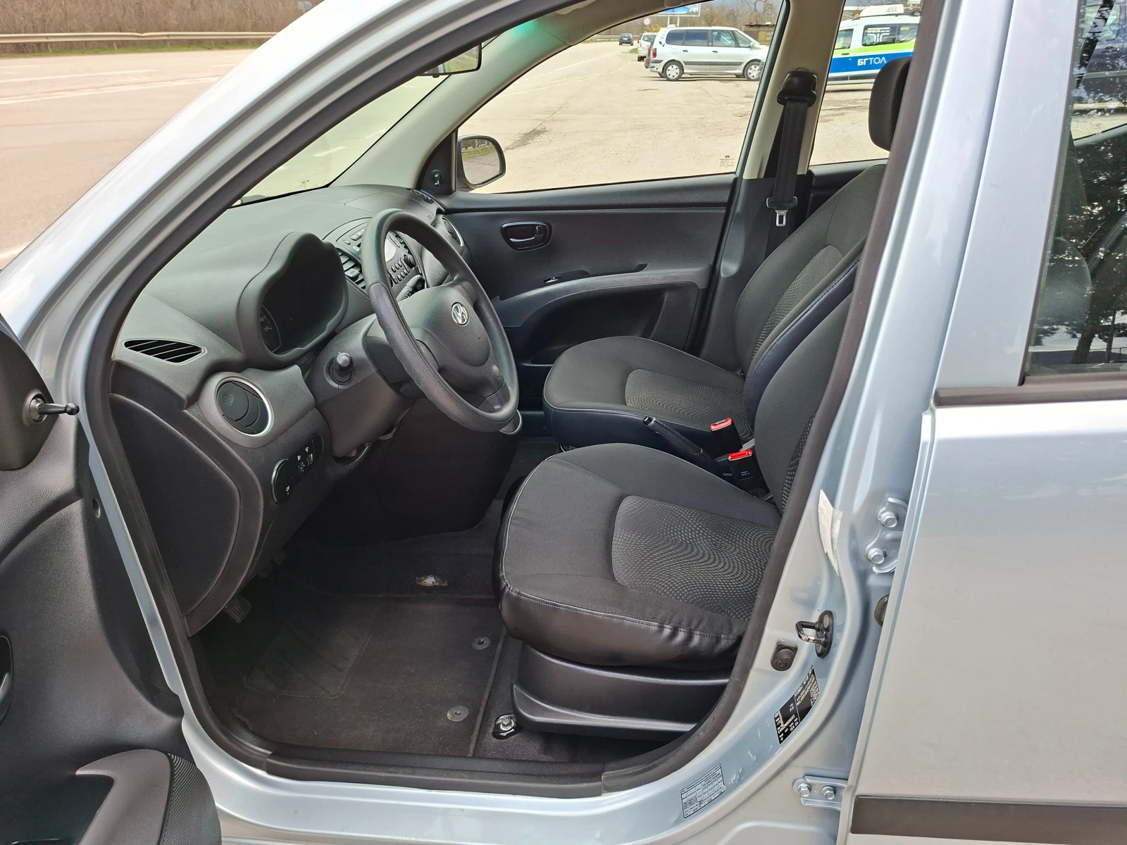 Hyundai I10 1, 1i* Klima, снимка 9 - Автомобили и джипове - 54045478