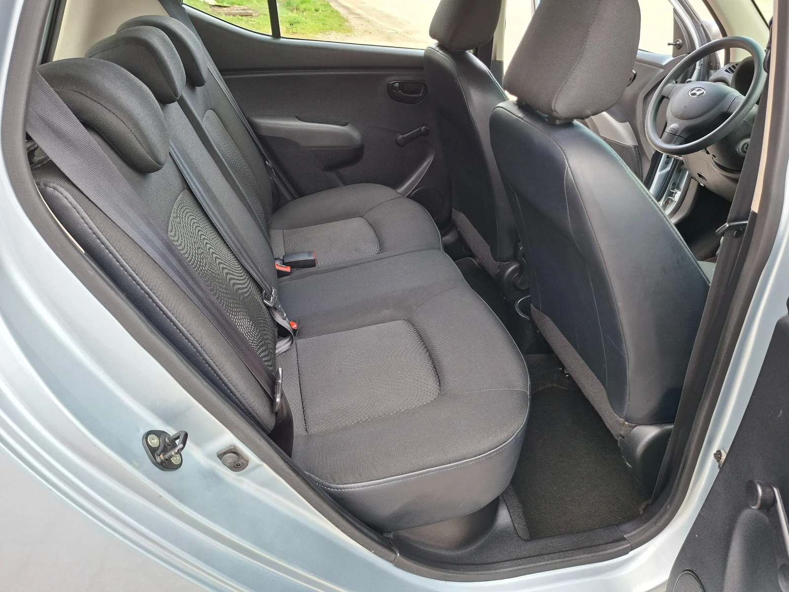 Hyundai I10 1, 1i* Klima, снимка 12 - Автомобили и джипове - 54045478