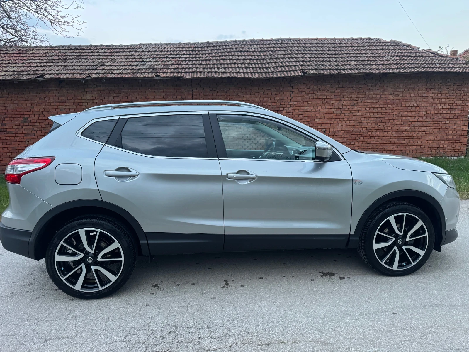 Nissan Qashqai Kamera 360 ;:Panorama;:Avtomat;:Koja;:TEKNA;:FULLL | Mobile.bg � ����������� 7