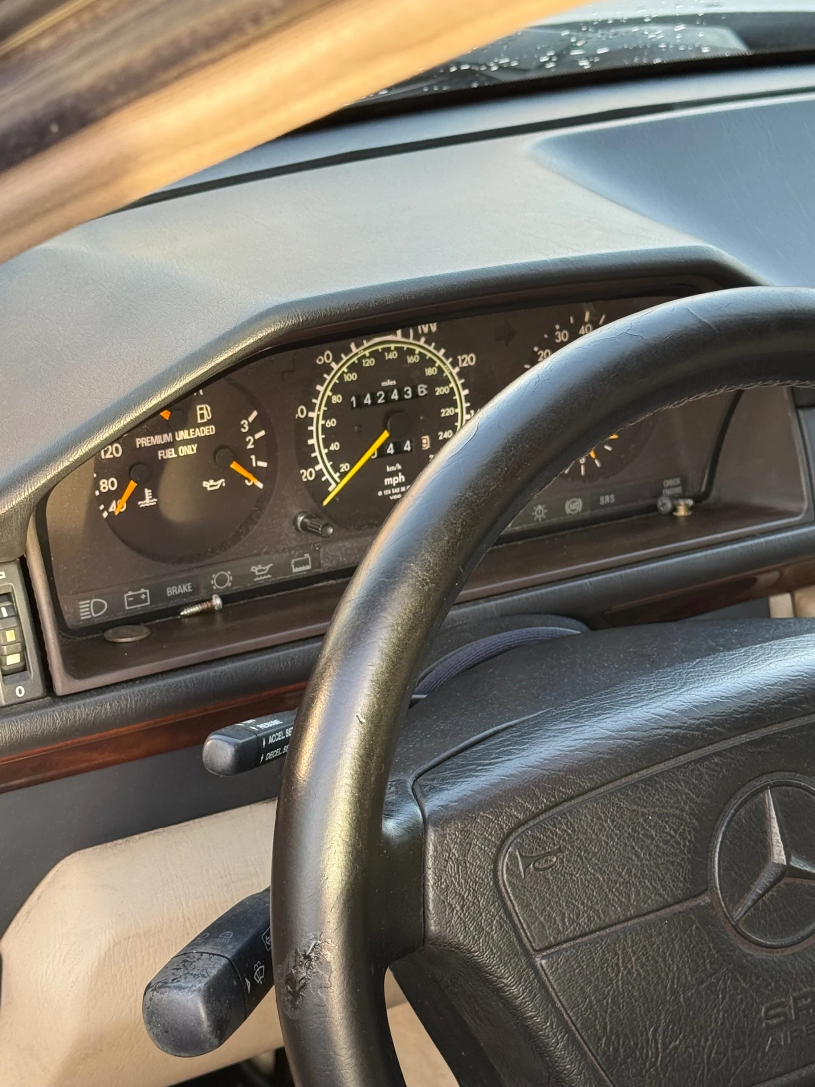 Mercedes-Benz 124 Cabriolet , снимка 7 - Автомобили и джипове - 54170044