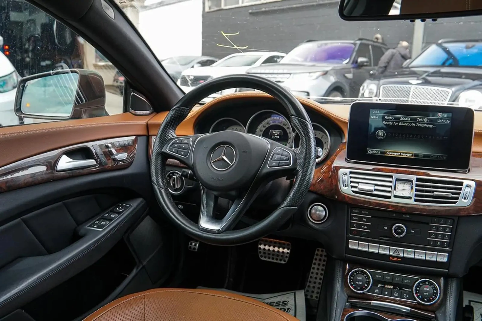 Mercedes-Benz CLS 500 550| 4MATIC| 360| ОБДУХ| OПЦИЯ ЗА ЛИЗИНГ, снимка 11 - Автомобили и джипове - 54456497