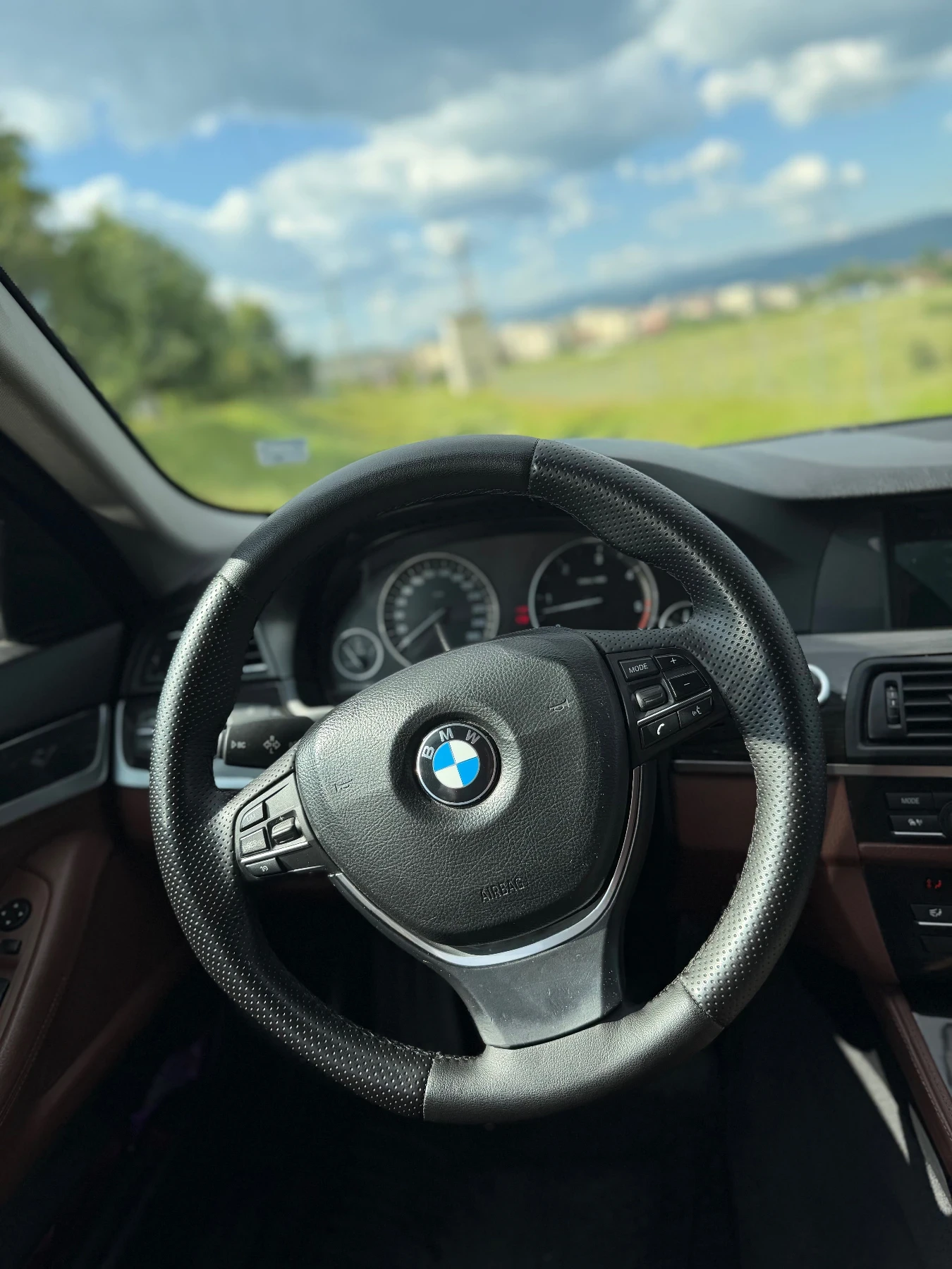 BMW 530, снимка 12 - Автомобили и джипове - 54682289
