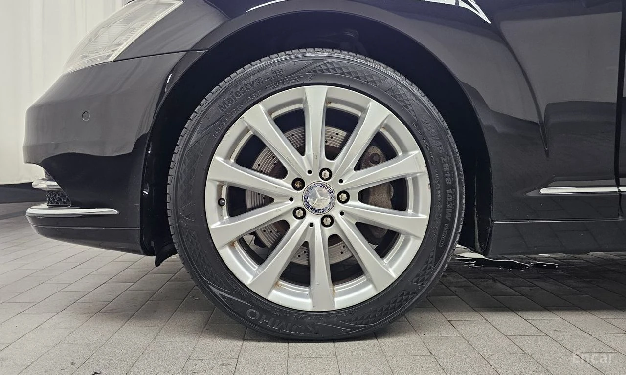 Mercedes-Benz S 500 L* 4MATIC* ОБДУХВ* ПАНО* МОНИТОРИ* МАСАЖ* , снимка 5 - Автомобили и джипове - 54742319