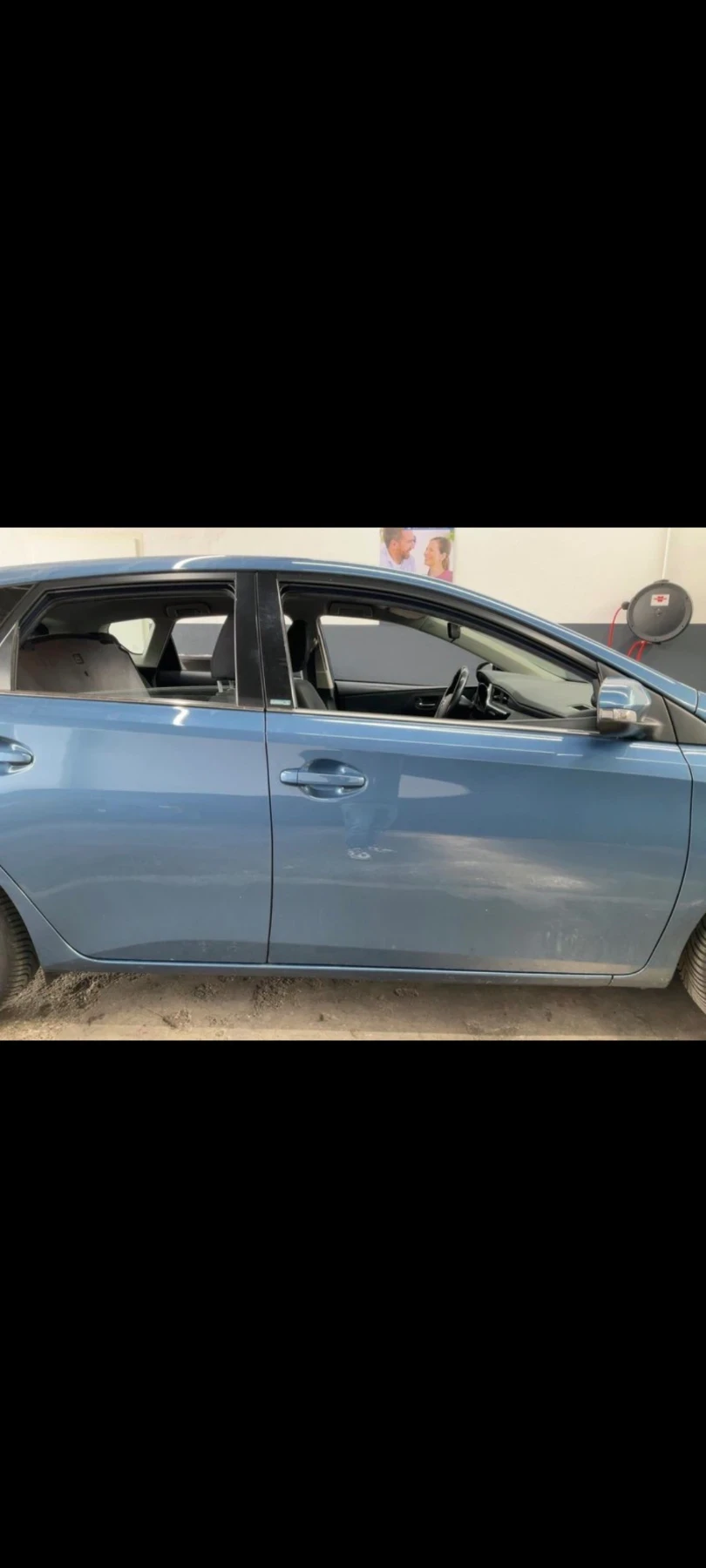Toyota Auris 1.6 Д-4Д /112 КОНЯ, снимка 11 - Автомобили и джипове - 54752820