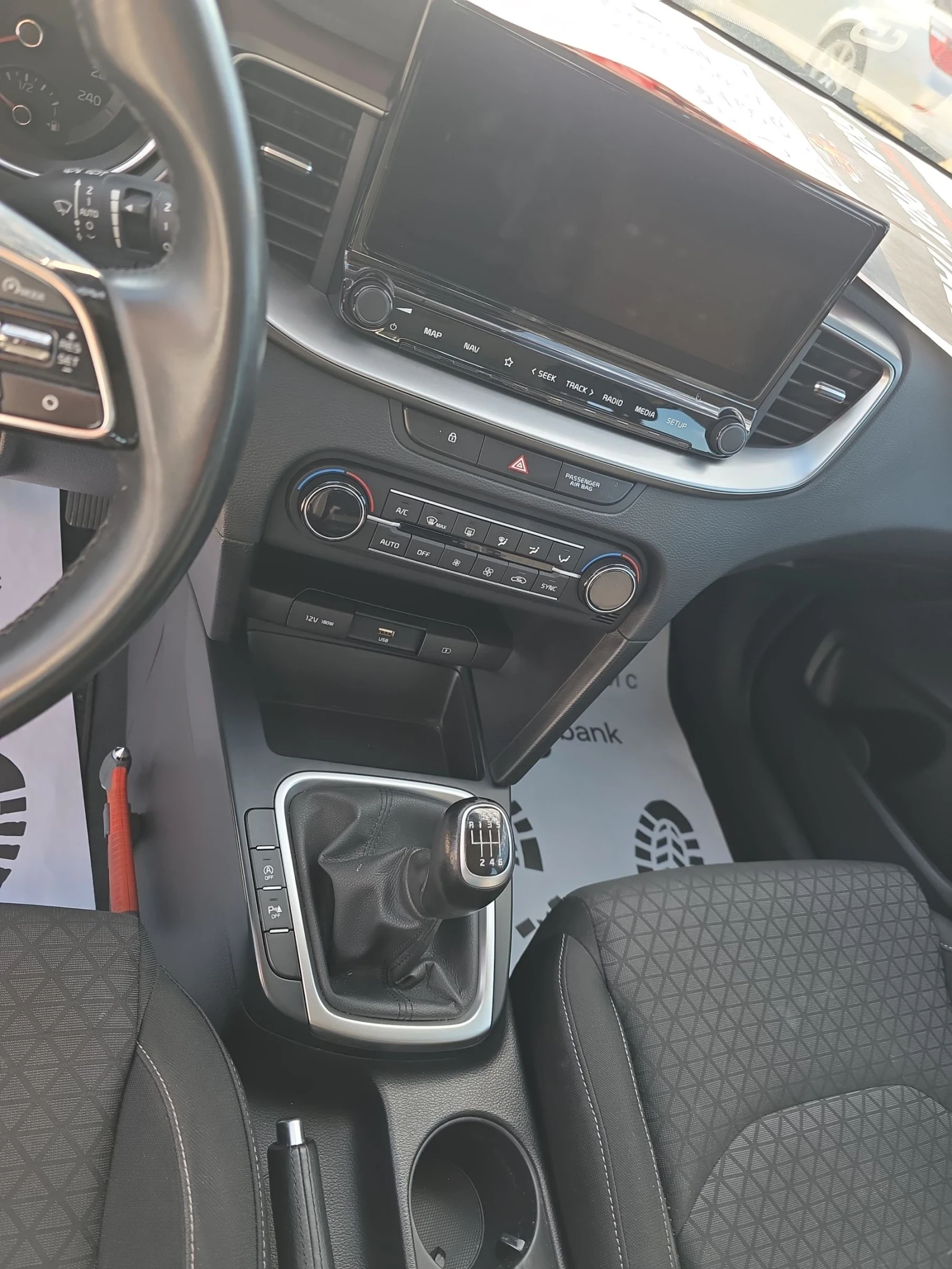 Kia Ceed 1.5� | Mobile.bg � ����������� 10