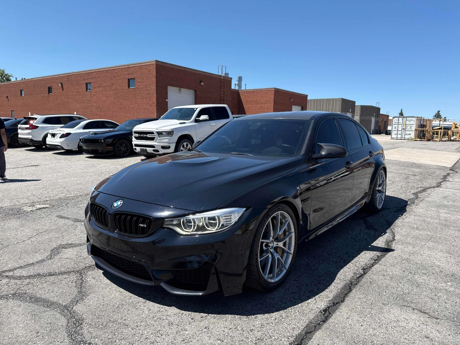 BMW M3 Тунинг* HARMAN KARDON* HEAD-UP* 360* CARFAX , снимка 2 - Автомобили и джипове - 55533887