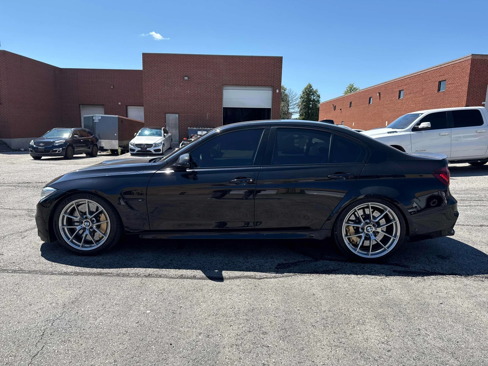 BMW M3 Тунинг* HARMAN KARDON* HEAD-UP* 360* CARFAX , снимка 3 - Автомобили и джипове - 55533887