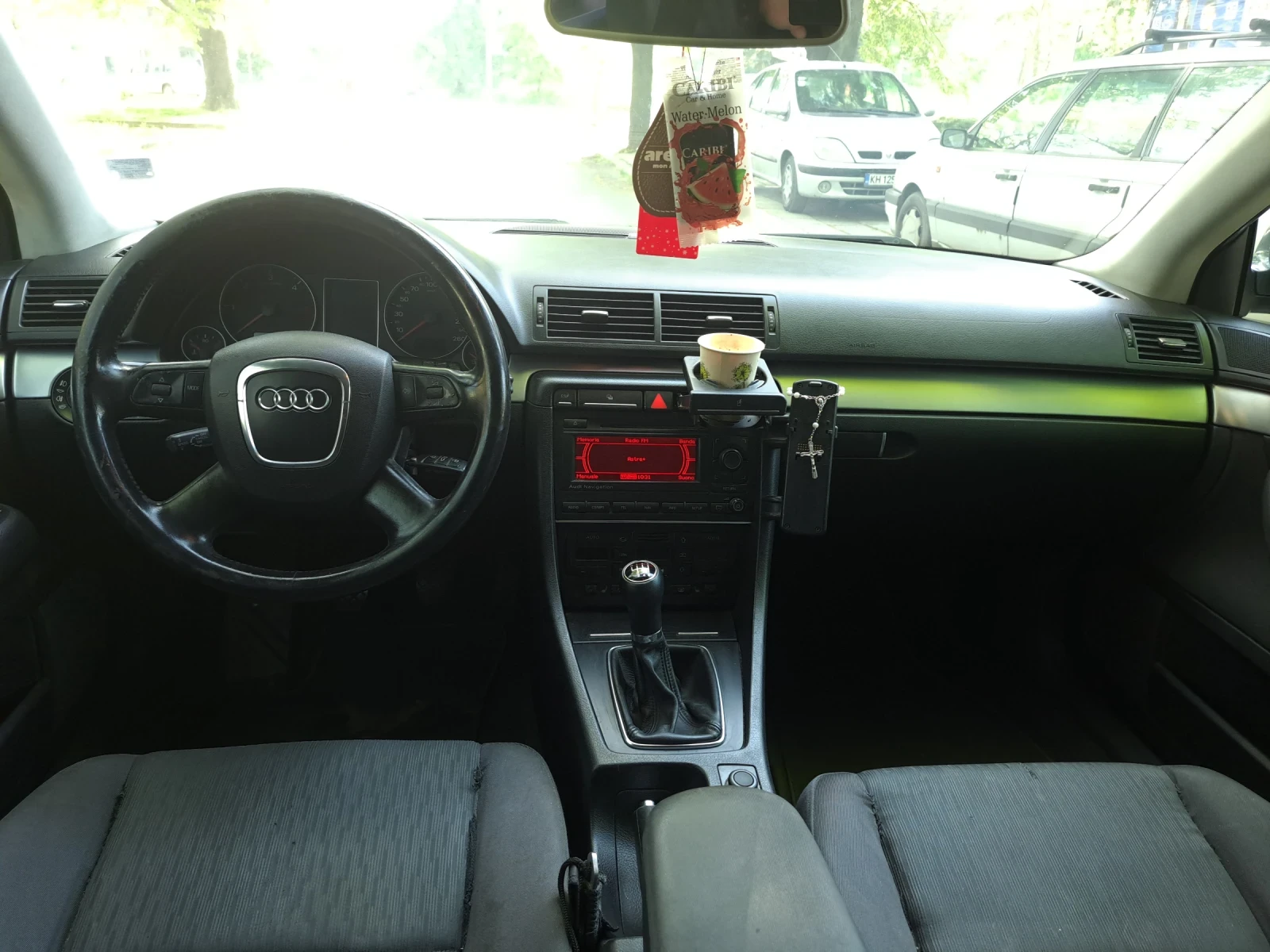 Audi A4 2.0 TDI, снимка 3 - Автомобили и джипове - 55610475