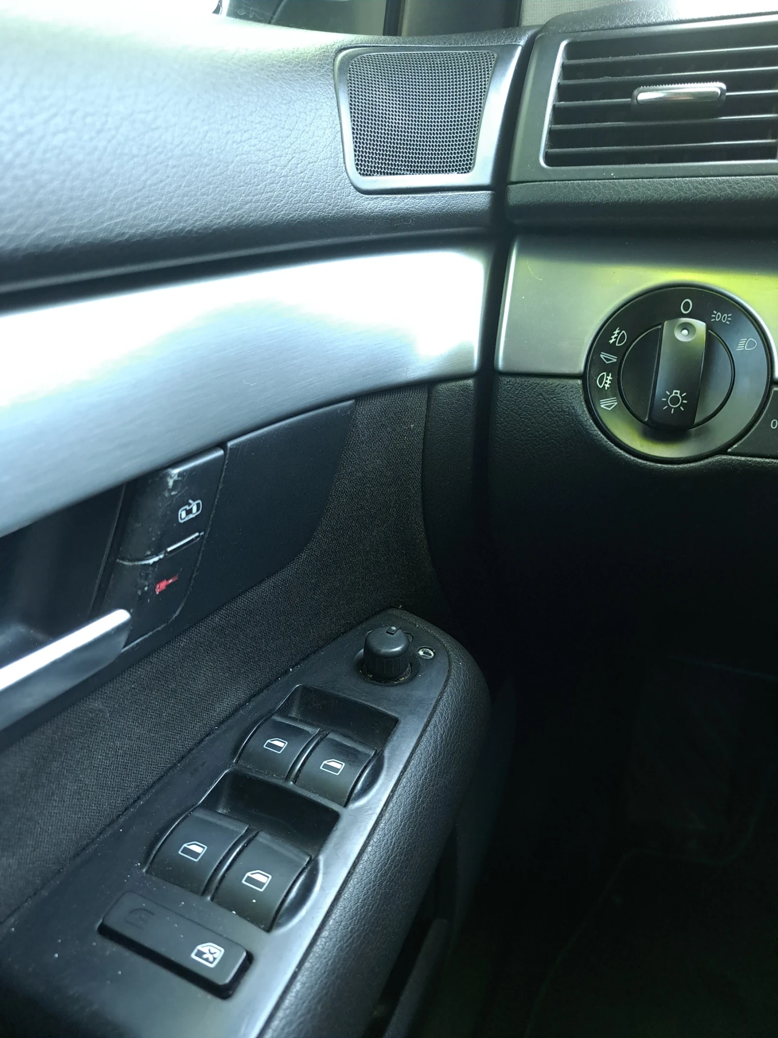 Audi A4 2.0 TDI, снимка 12 - Автомобили и джипове - 55610475