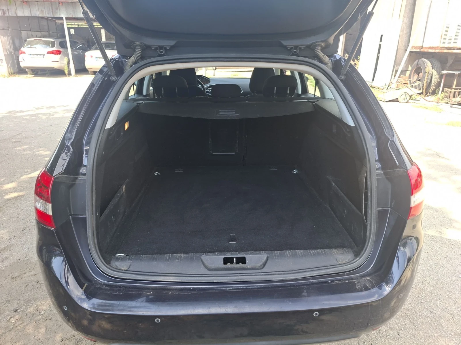 Peugeot 308 Alure, снимка 12 - Автомобили и джипове - 55742209