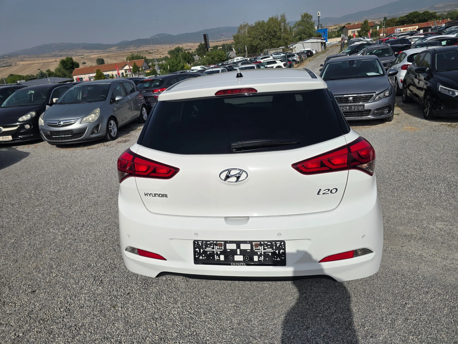 Hyundai I20 1.2i-85k.c-EURO-6, снимка 6 - Автомобили и джипове - 55859148
