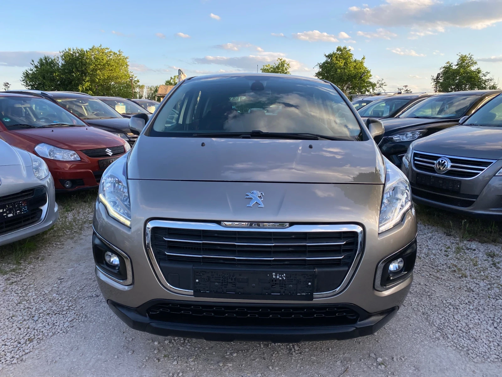 Peugeot 3008 1.6HDI 115кс АВТОМАТИК, снимка 2 - Автомобили и джипове - 56153105