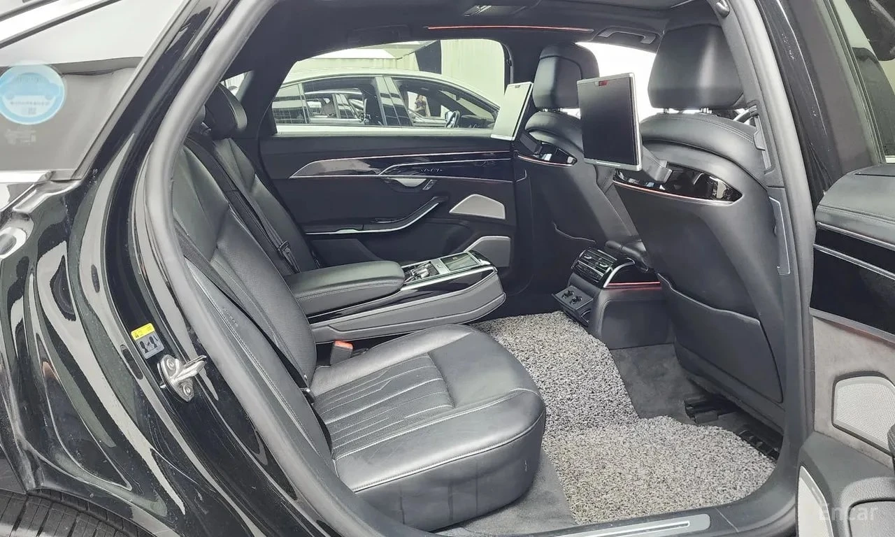 Audi A8 55 TFSI Quattro LWB | 360 | HUD | ОБДУХВАНЕ, снимка 12 - Автомобили и джипове - 56156273