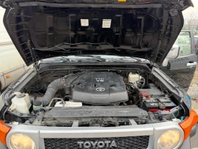 Toyota Fj cruiser 4.0 V6 4X4 / Теглич / Блокаж / Bluetooth / Camera , снимка 16