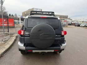 Toyota Fj cruiser 4.0 V6 4X4 / Теглич / Блокаж / Bluetooth / Camera , снимка 6